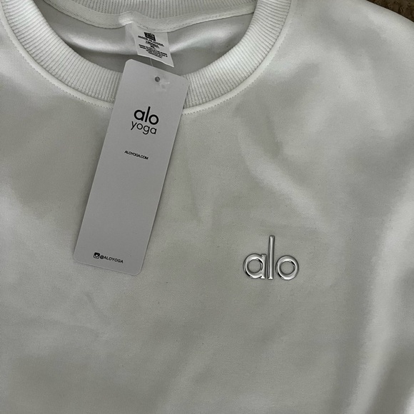 ALO Yoga White Crewneck Sweatshirt - Picture 2 of 5